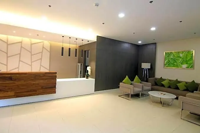 Avida Riala Towers-stylish & 1br 아파트호텔 4*